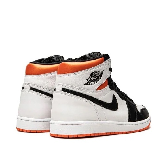 Jordan 1 Electro Orange gs 6.5 DS - Picture 3 of 4